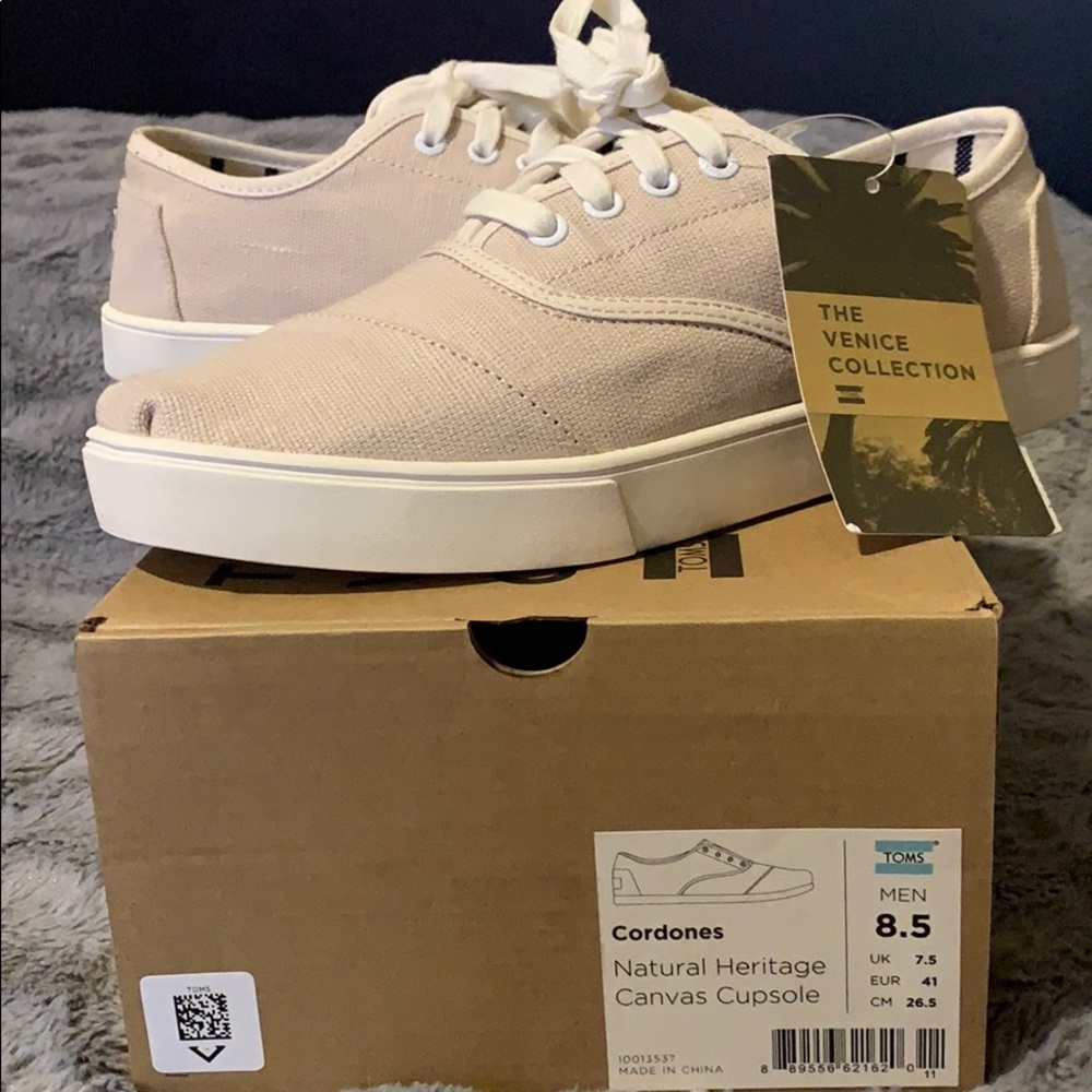 TOMS Men’s Canvas Shoes